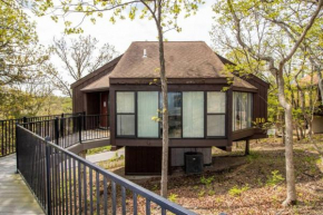 Unit 110 - Treeloft 3 Bedroom Villa